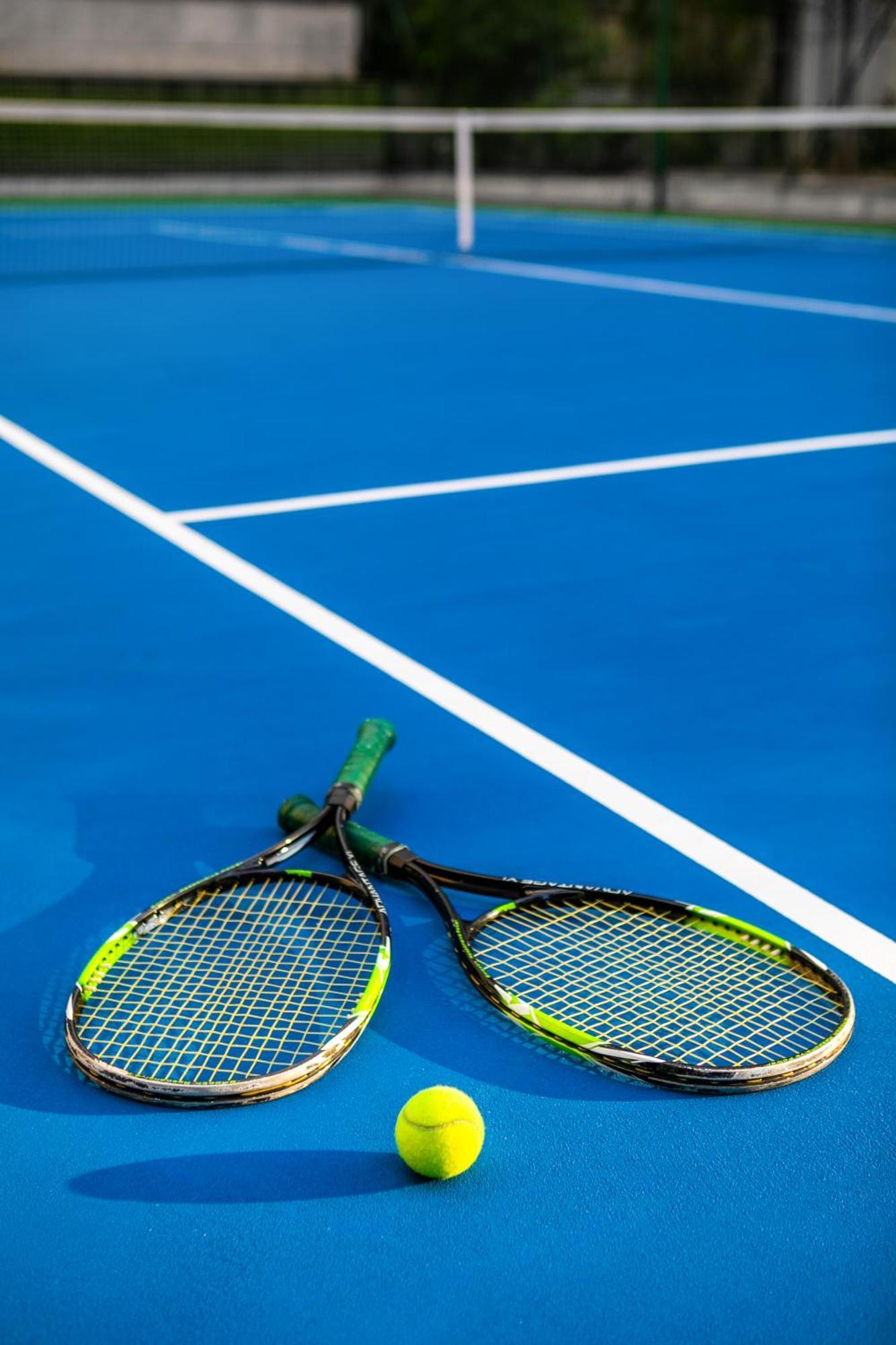Melia Jardim Europa Hotel São Paulo Eksteriør billede Tennis rackets
