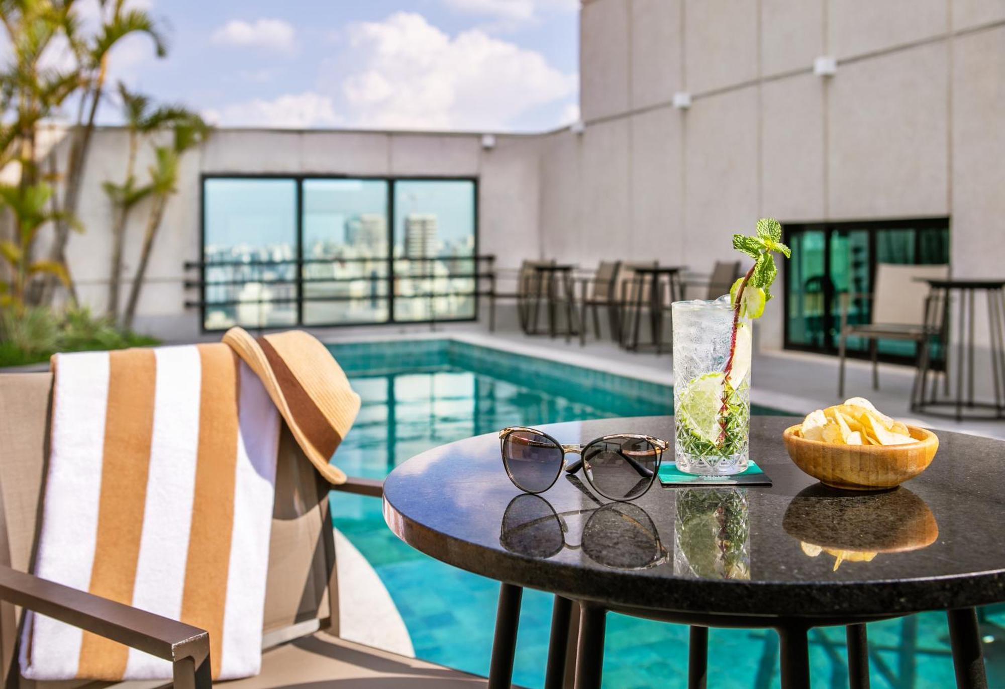 Melia Jardim Europa Hotel São Paulo Eksteriør billede Rooftop pool